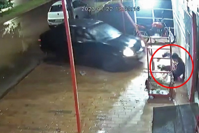Depois de agredir mulher, homem é morto atropelado pela enteada