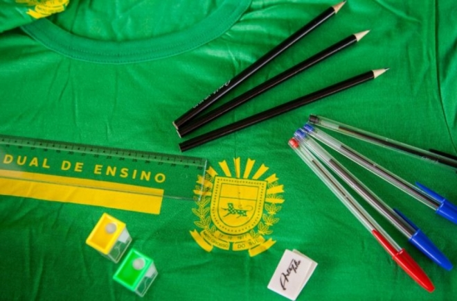Estado garante 486 mil uniformes e quase 193 mil kits escolares para a volta &agrave;s aulas