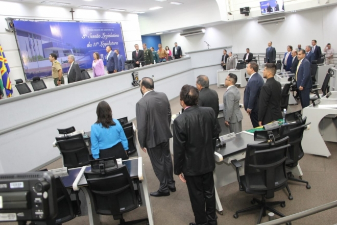 Carlão defende sua presidência na Câmara e prefeita entrega relatório da Capital aos vereadores 