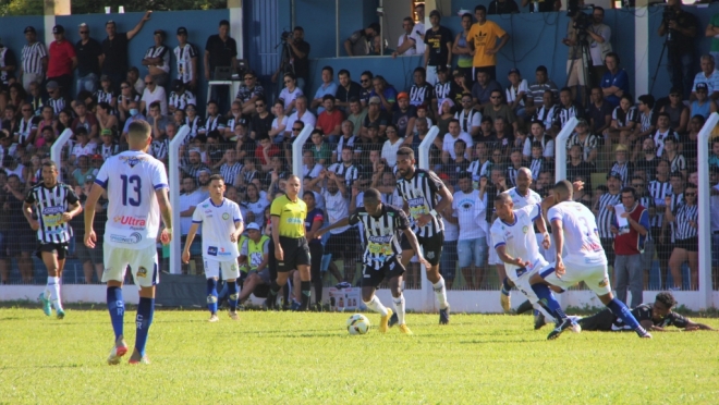 Oper&aacute;rio 0 x 1 Costa Rica