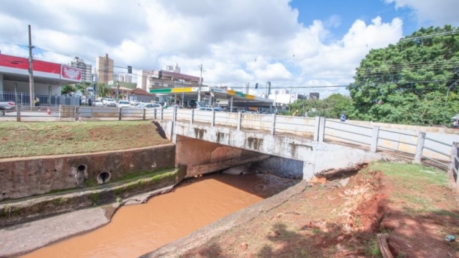 Prefeitura monitora pontes sobre córregos da Capital