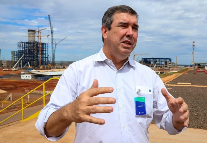 Eduardo Riedel visita f&aacute;brica da Suzano e destaca futuro de prosperidade em Ribas do Rio Pardo