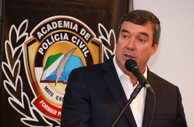 Governador garante que vai manter ordem e seguran&ccedil;a no Estado