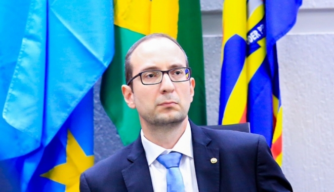Pedro Paulo Gasparini é nomeado defensor público-geral para biênio 2023/2025