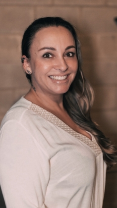 Cynthia Moleta Cominesi - Artigo