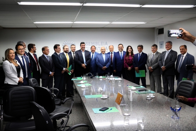 Emendas parlamentares &eacute; tema de reuni&atilde;o entre governador e deputados