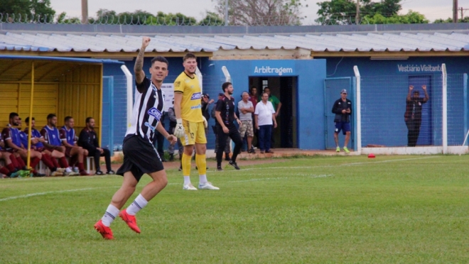 OFC 1 x 1 CAP Bruno Dip Gol