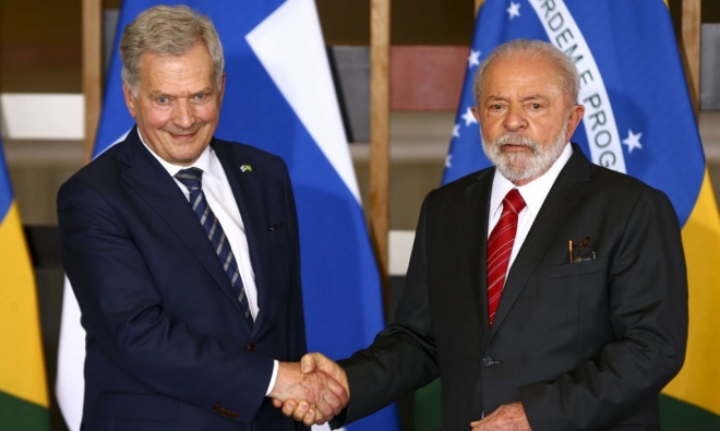 Lula: Brasil quer se manter neutro sobre guerra entre Rússia e Ucrânia