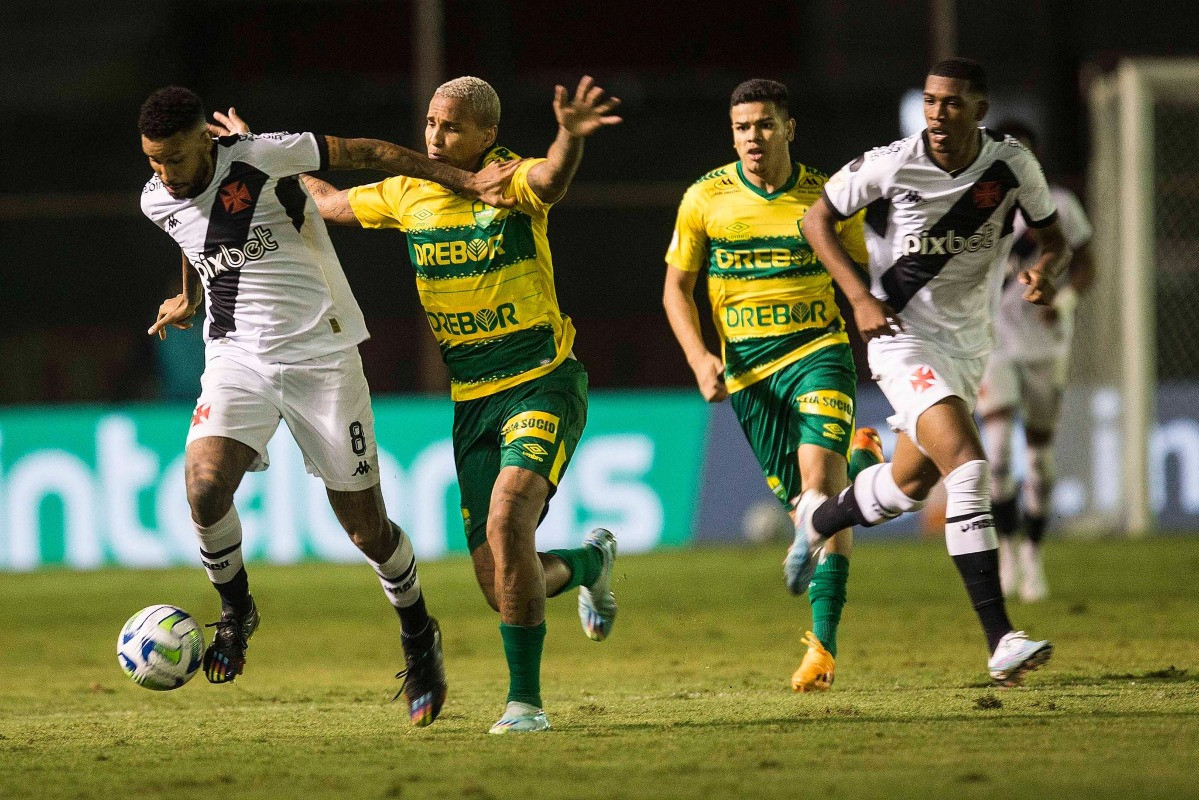 Vasco vence o Cuiabá na Arena Pantanal pelo Brasileirão