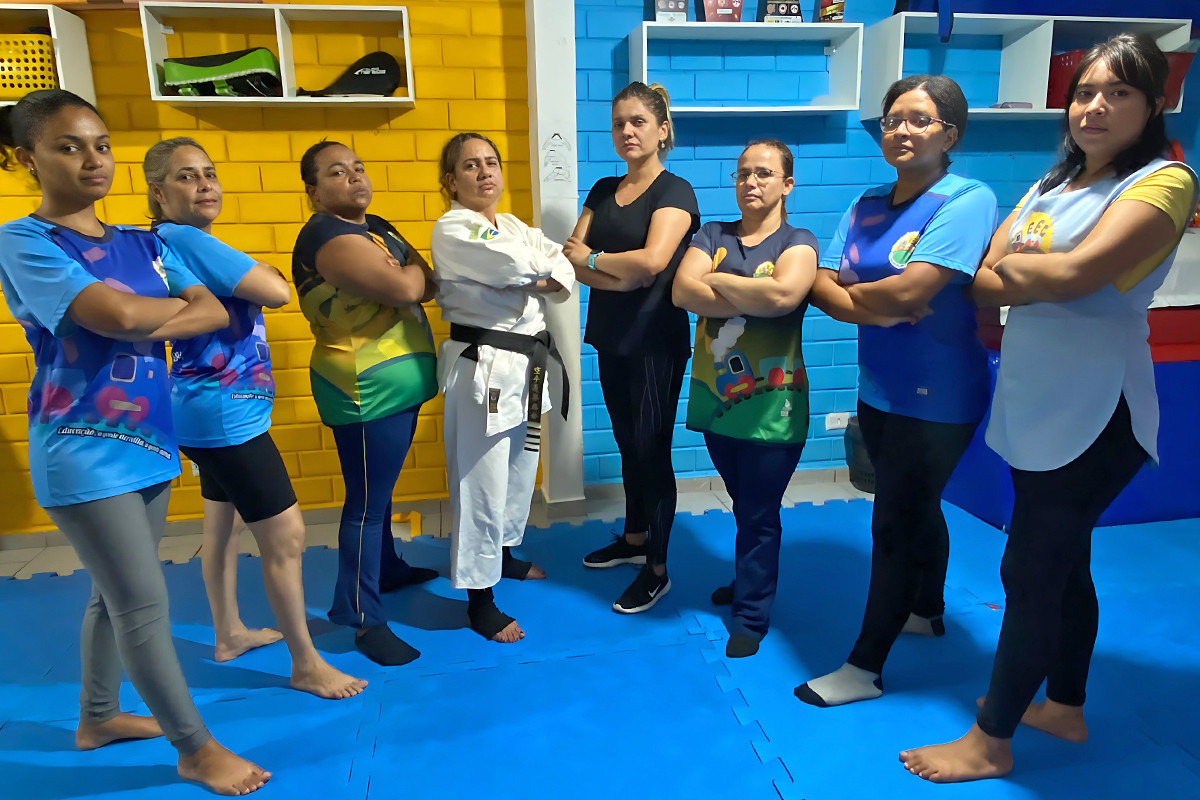 Lutadora ensina defesa pessoal de graça as mulheres. “É meu propósito de vida”, define