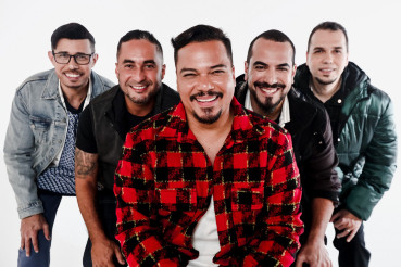 Sorriso Maroto, Kamisa 10 e Menos é Mais se apresentam hoje em Campo Grande