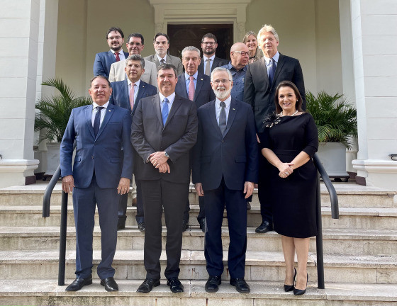 Governador discute parcerias econômicas com presidente do Paraguai