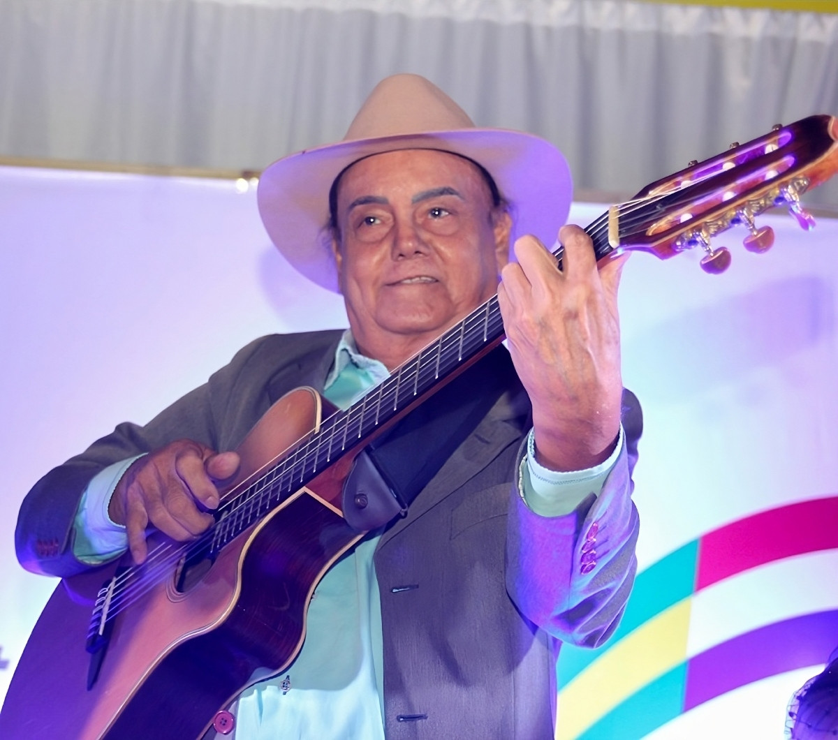 Morre Castelo, da dupla Castelo e Mansão