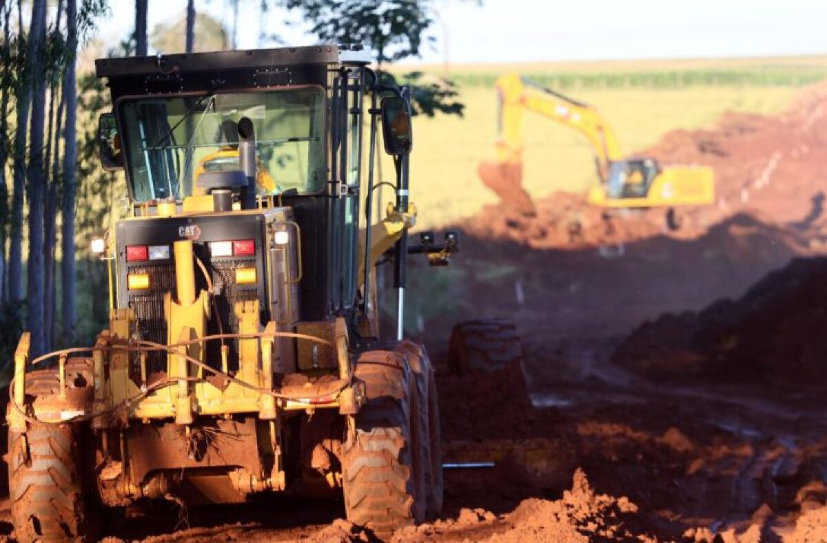 Obras de acesso ao Capão Bonito avançam com serviços de drenagem e terraplenagem