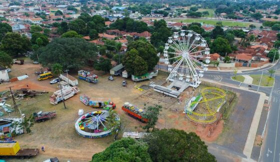 Montagem do parque na Esplanda NOB