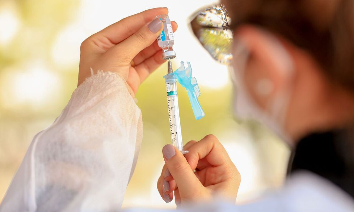 Brasil precisa reduzir depend&ecirc;ncia externa de insumos farmac&ecirc;uticos, afirmam associa&ccedil;&otilde;es