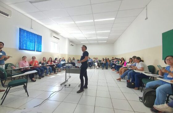 O web app apresenta orientações ao profissional da APS