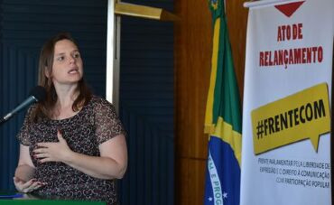 Entenda projeto que pode remunerar o jornalismo em plataformas