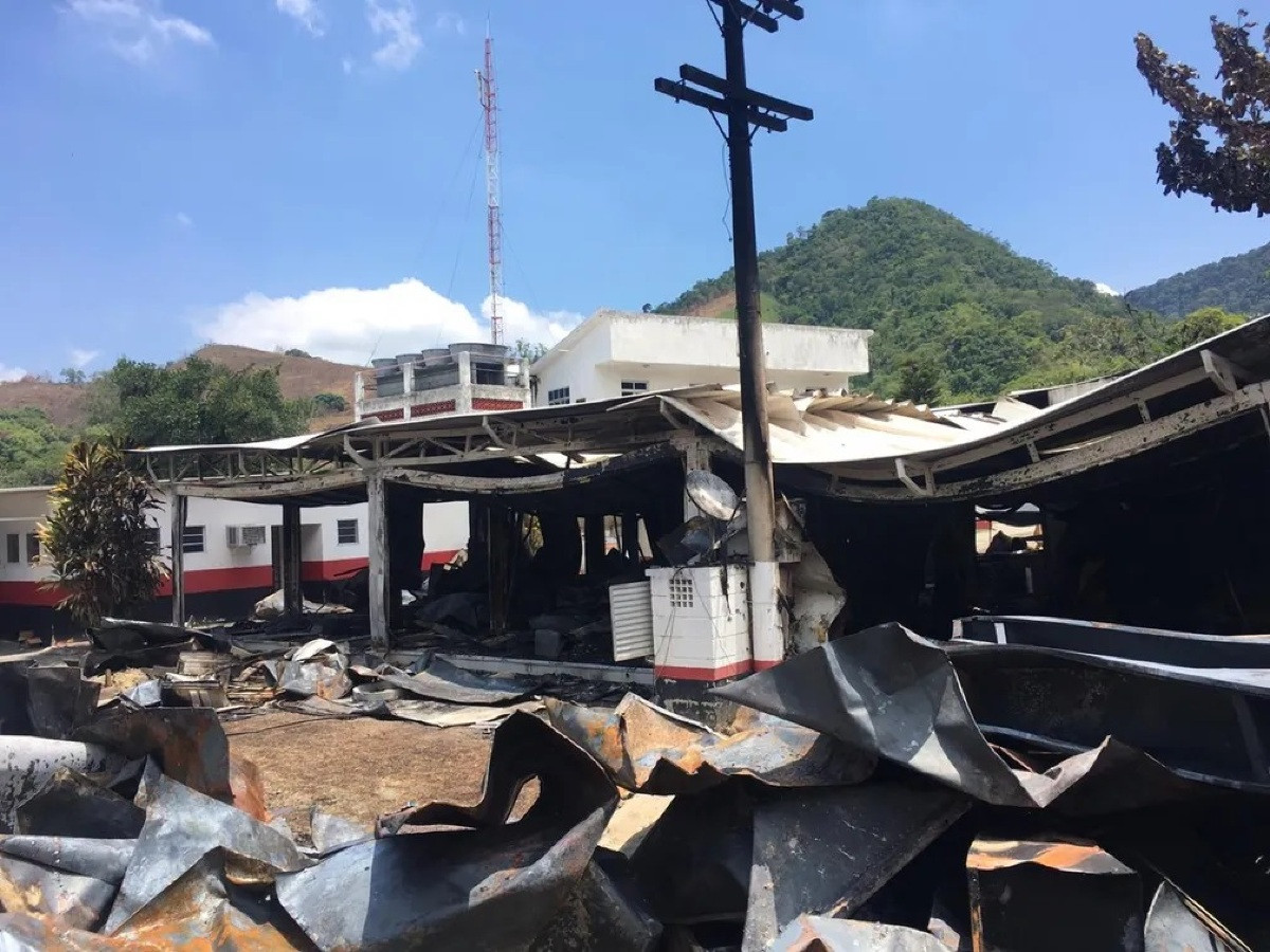 Justiça faz primeira audiência sobre incêndio no Ninho do Urubu