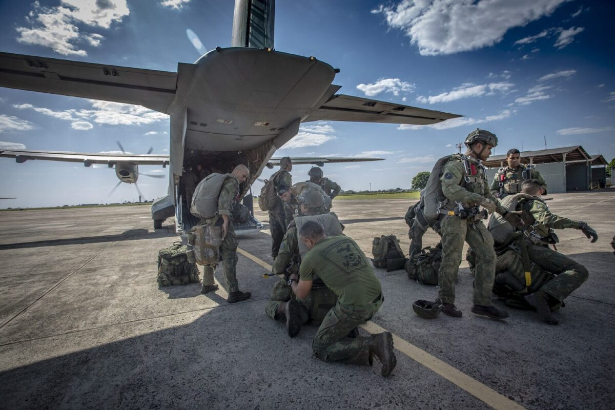 Aeroporto de Bonito sedia treinamento militar internacional