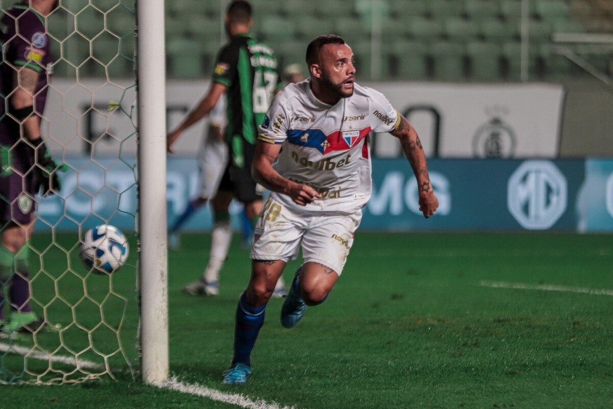 Fortaleza Vence América Mineiro Fora De Casa E Abre Boa Vantagem Pela ...