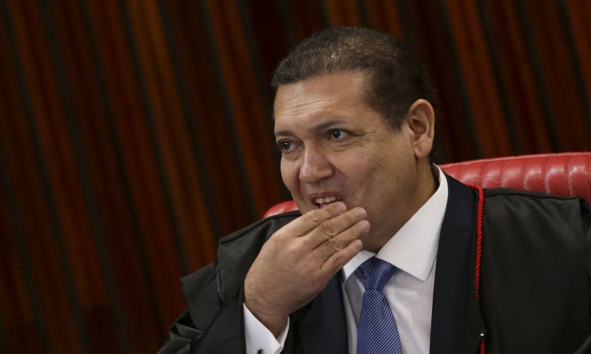 Nunes Marques é criticado por autorizar ausência de depoente em CPMI