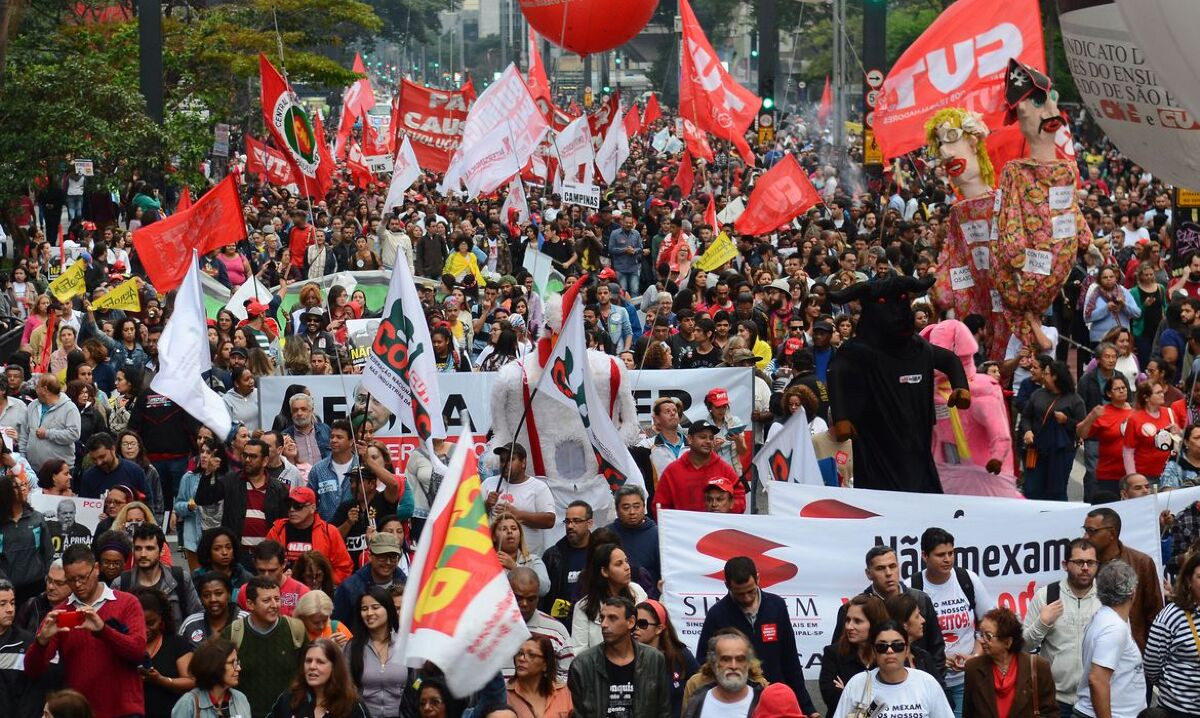 IBGE aponta que 9,2% das pessoas ocupadas s&atilde;o sindicalizadas