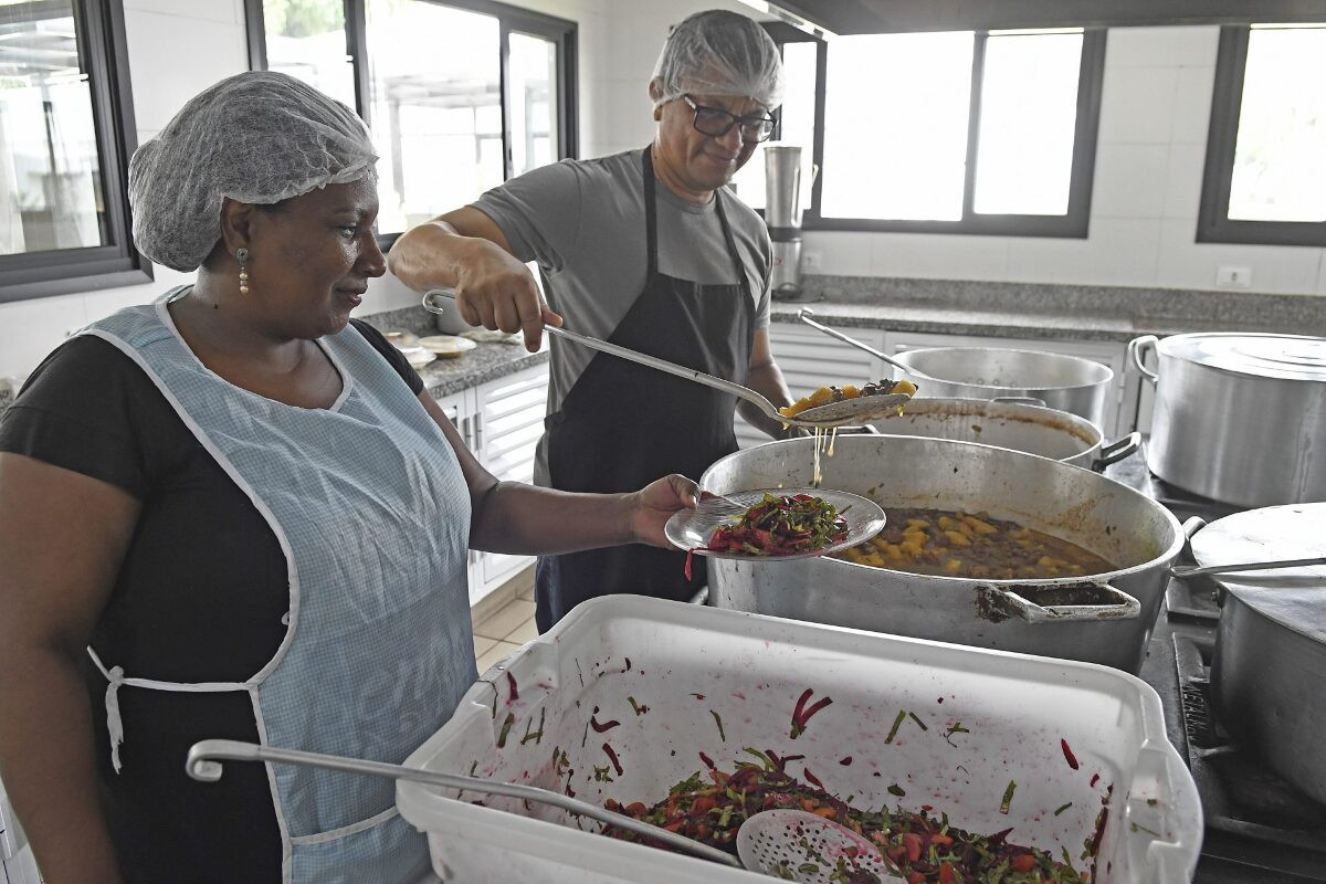 Merenda da Rede Estadual de Ensino conta conta planejamento de nutricionistas