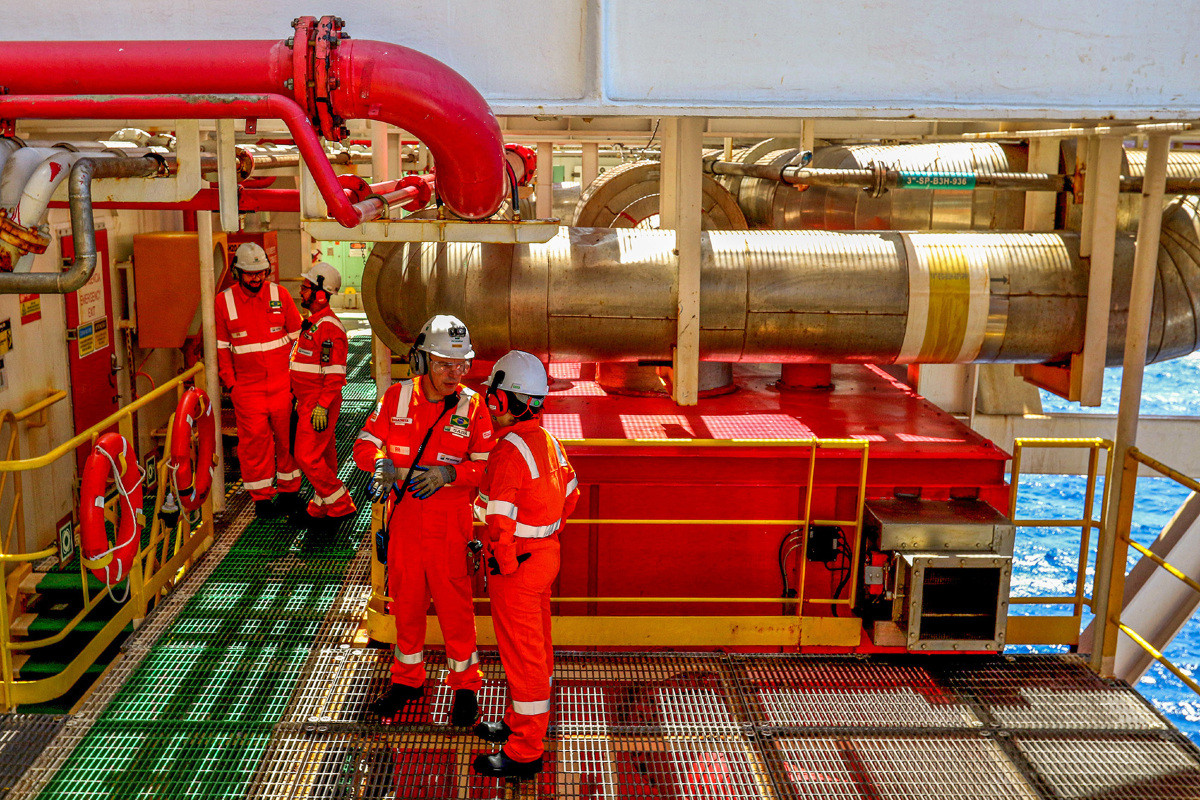 Plataforma de petróleo: saiba como é o dia a dia na “Avenida Brasil”