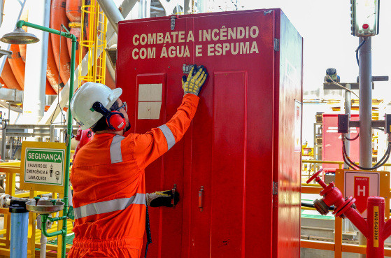 Plataforma de petróleo: saiba como é o dia a dia na “Avenida Brasil”