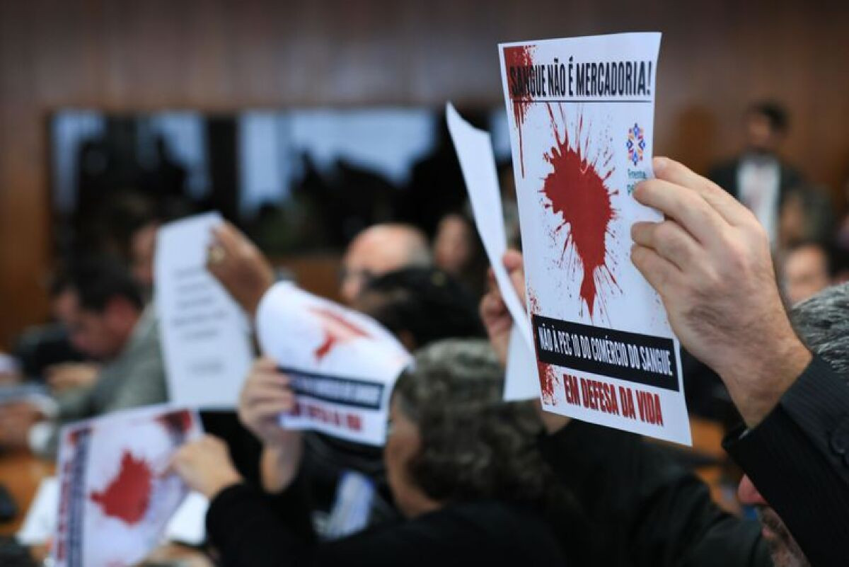 CCJ do Senado aprova PEC que permite comercializa&ccedil;&atilde;o de plasma humano