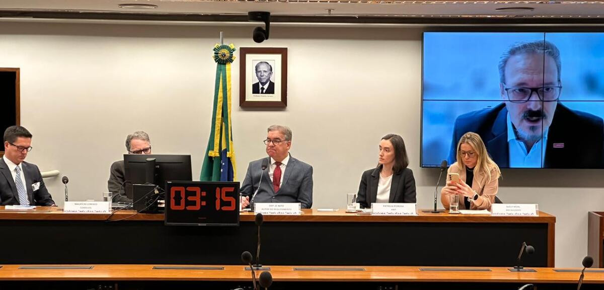 Varejo tem carga tributária de 109,9% contra 20% de concorrentes internacionais, aponta IDV