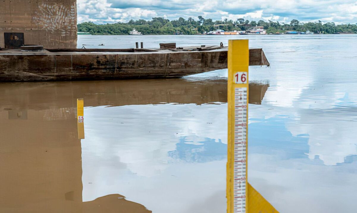 Hidrelétrica Santo Antônio volta a operar com melhora de nível de rio