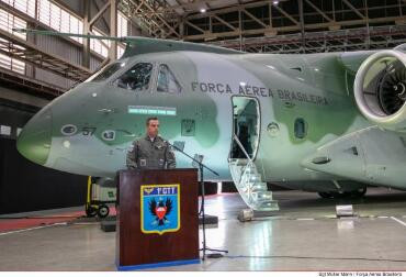 KC-390 Millennium alcan&ccedil;a marca de 10 mil horas de voo