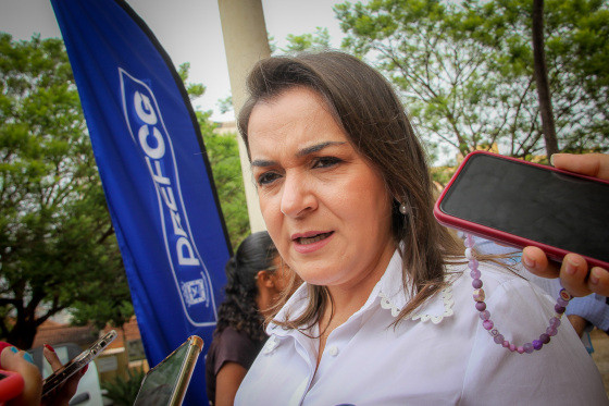 Adriane Lopes e Vander Loubet discutem junto com vereadores obras do PAC