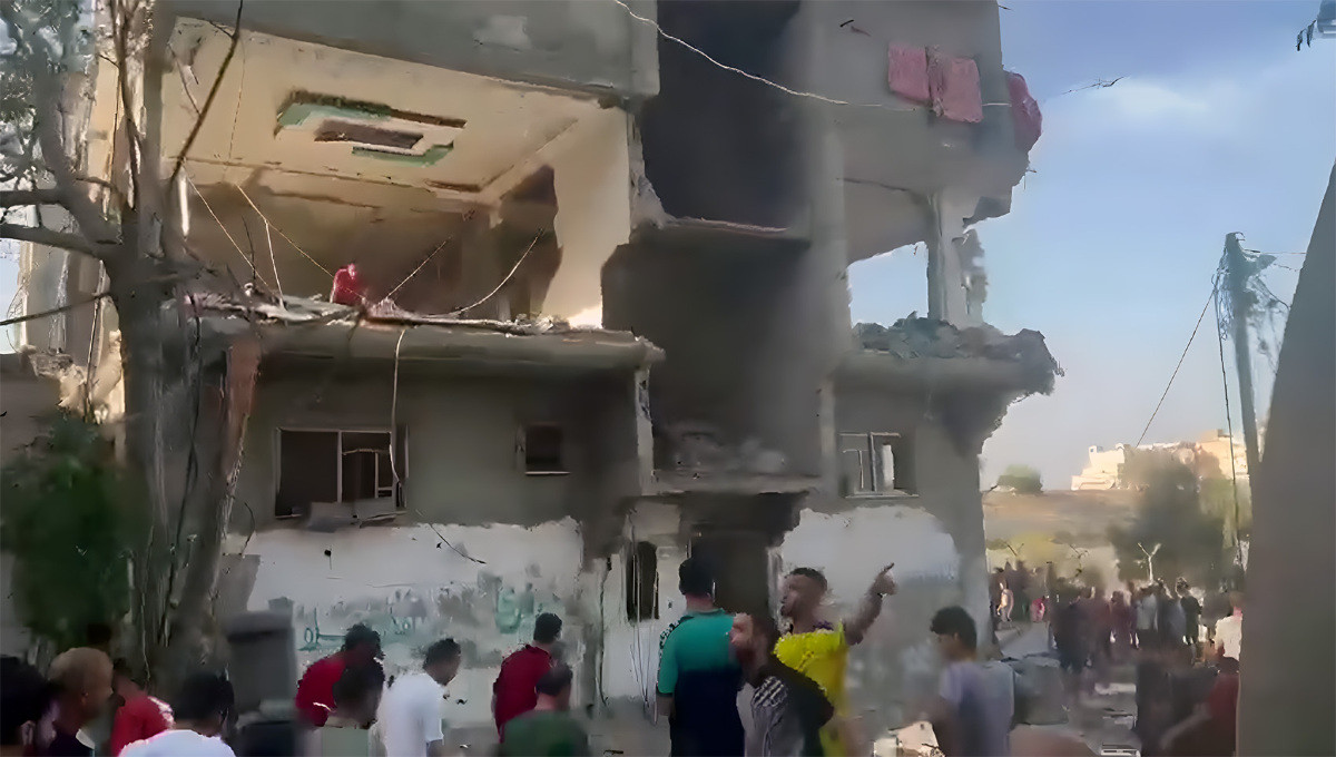 Prédio ao lado de casa de brasileiro é bombardeado na Faixa de Gaza