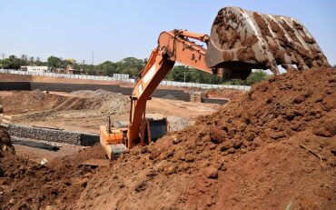 Obras da bacia de amortecimento do córrego Reveilleau deve ser concluída em dezembro