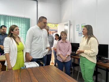 Senadora Tereza Cristina visita projetos em Dourados
