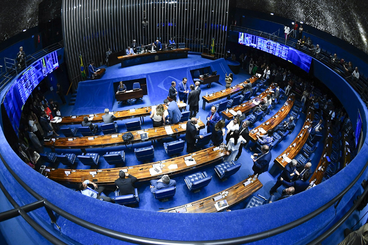 Dois senadores de Mato Grosso do Sul foram contrários e um favorável a PEC da Reforma Tributária