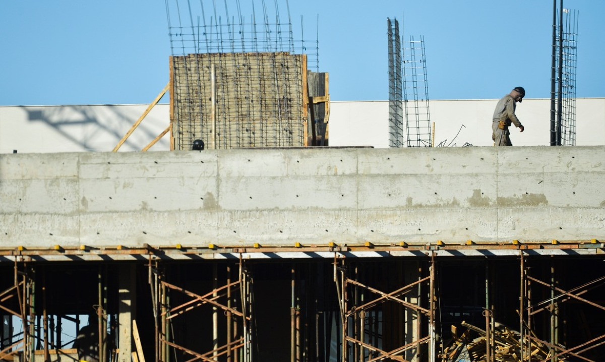 Presidente sanciona Pacto Nacional pela Retomada de Obras Inacabadas