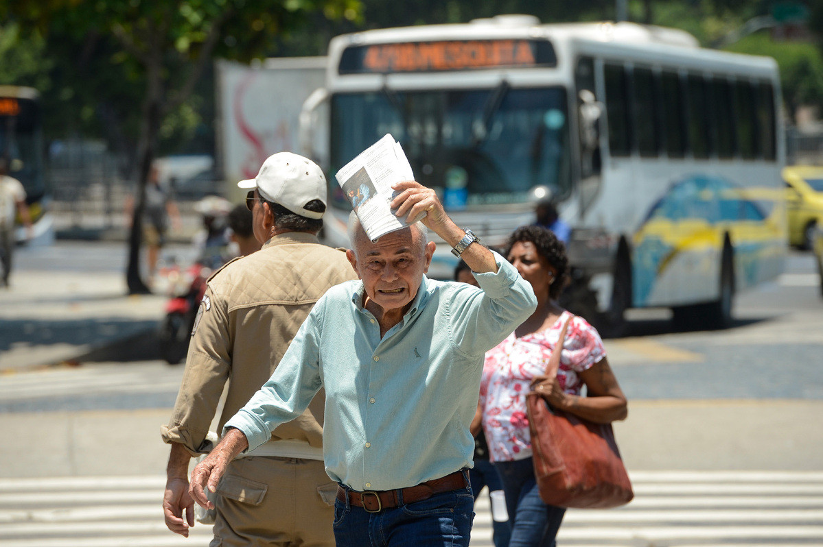 Calor aumenta e Rio registra sensação recorde de 58,5°C de manhã