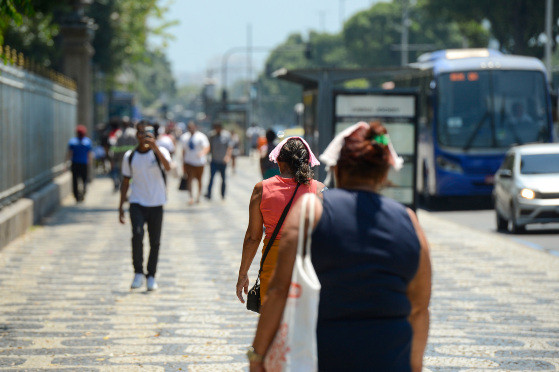 Calor aumenta e Rio registra sensação recorde de 58,5°C de manhã