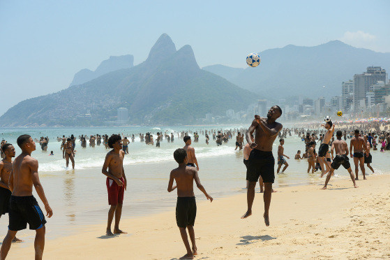 Onda de calor atinge 2,7 mil cidades e deve durar até sexta-feira