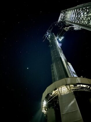 SpaceX programa lançamento de foguete neste sábado; acompanhe