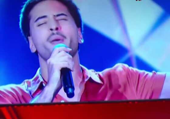 Jovem cantou música de DJavan e arrancou aplausos