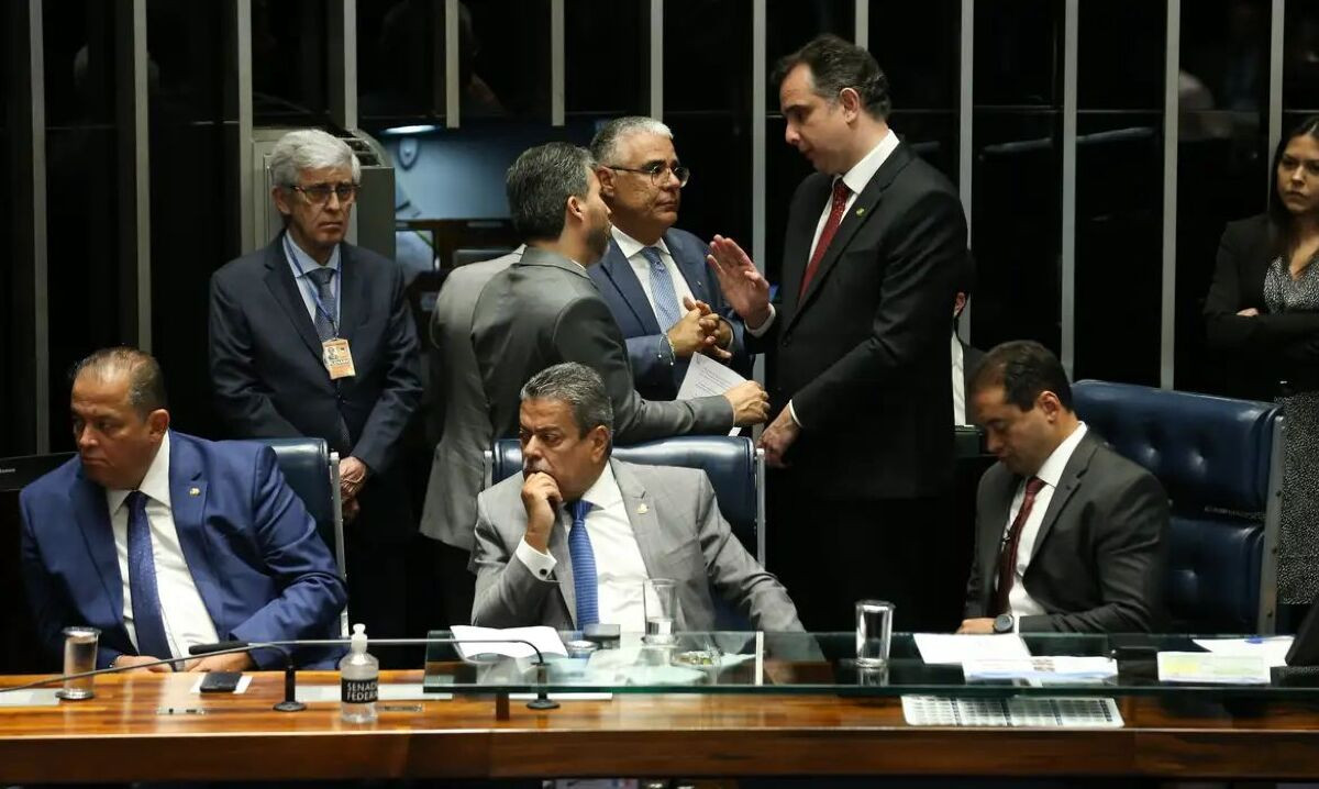 Senado aprova taxa&ccedil;&atilde;o de apostas esportivas, mas desidrata texto