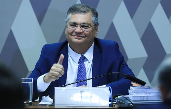 Comiss&atilde;o do Senado aprova Dino para o STF e Gonet para a PGR