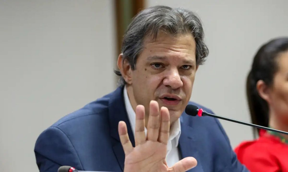 Medidas para compensar desoneração da folha devem sair na terça-feira
