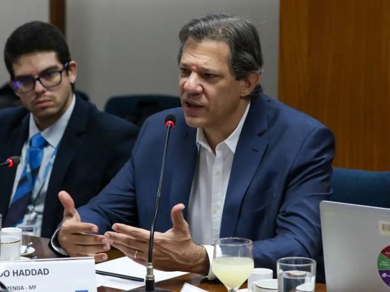 Agricultura vai querer voltar para mercado de carbono, diz Haddad