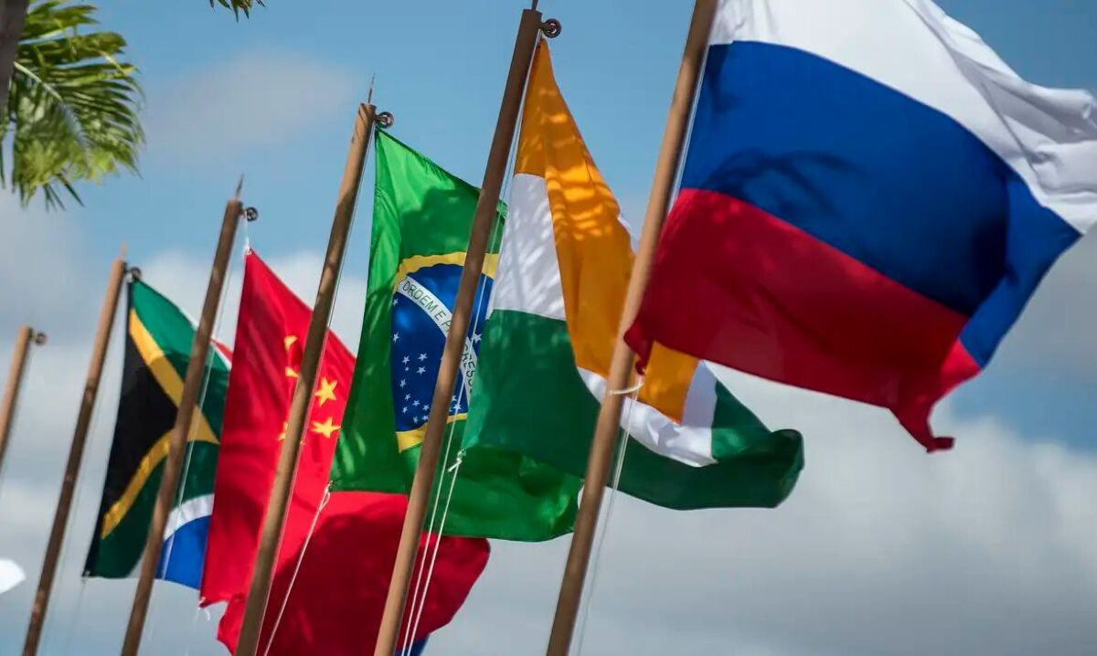 Milei anuncia que Argentina não participará do Brics